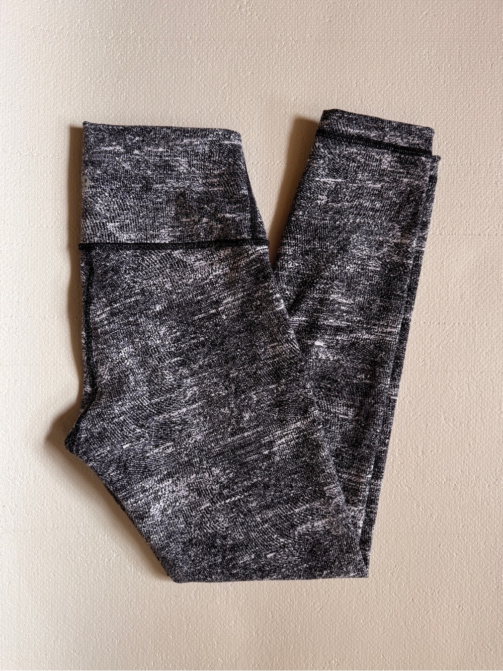 lululemon Black White Space Dye Leggings Women's Size 6